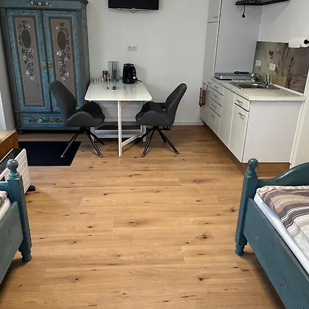 Gemuetliches Eifeler Gaestehaeuschen Nettersheim