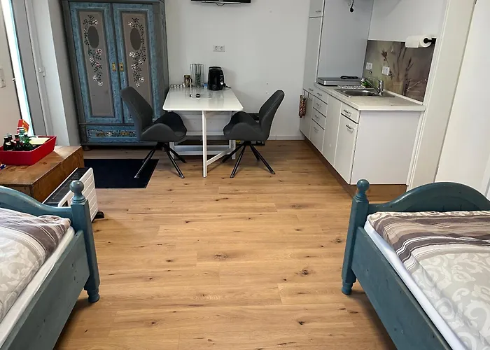 Gemuetliches Eifeler Gaestehaeuschen Nettersheim